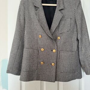 Classic Black and White Houndstooth Blazer